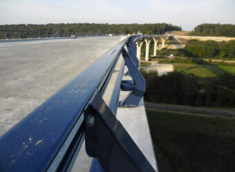 ROUSSEAU barrière de sécurité type H2 (routeviaduc sur la SCIE (1)